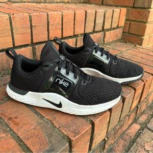NIKE RENEW IN-SEASON TR 10  Women’s size 9 Sneakers
